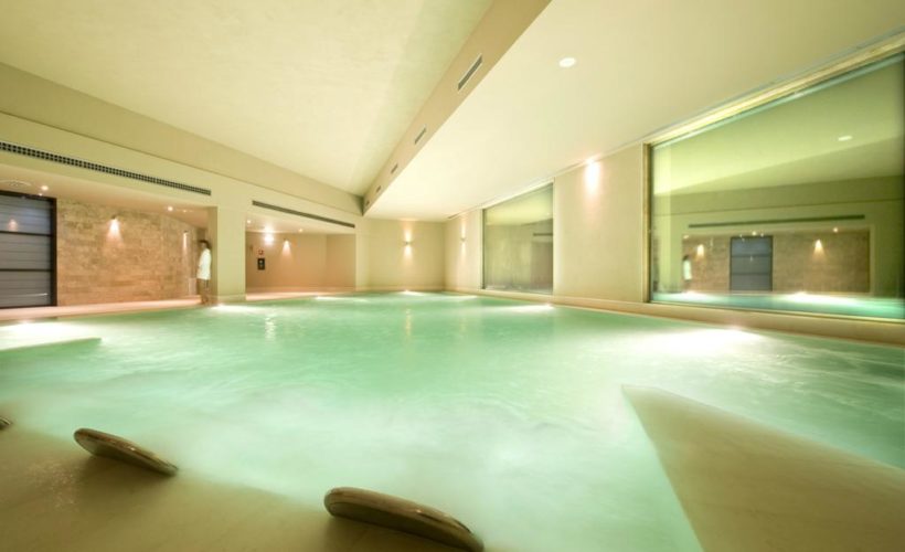 basiliani resort spa piscina interna