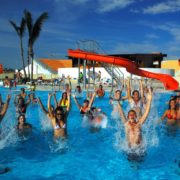 torreserena village piscina