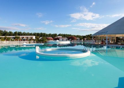 sunbeach resort piscina