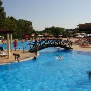 villaggio nova siri piscina 2